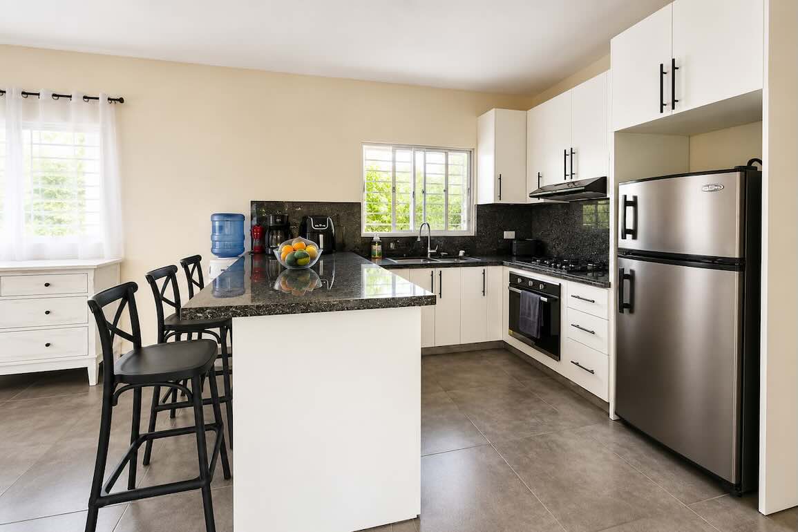 Affordable 3-Bedroom Furnished House for Sale in Sosúa photo 6