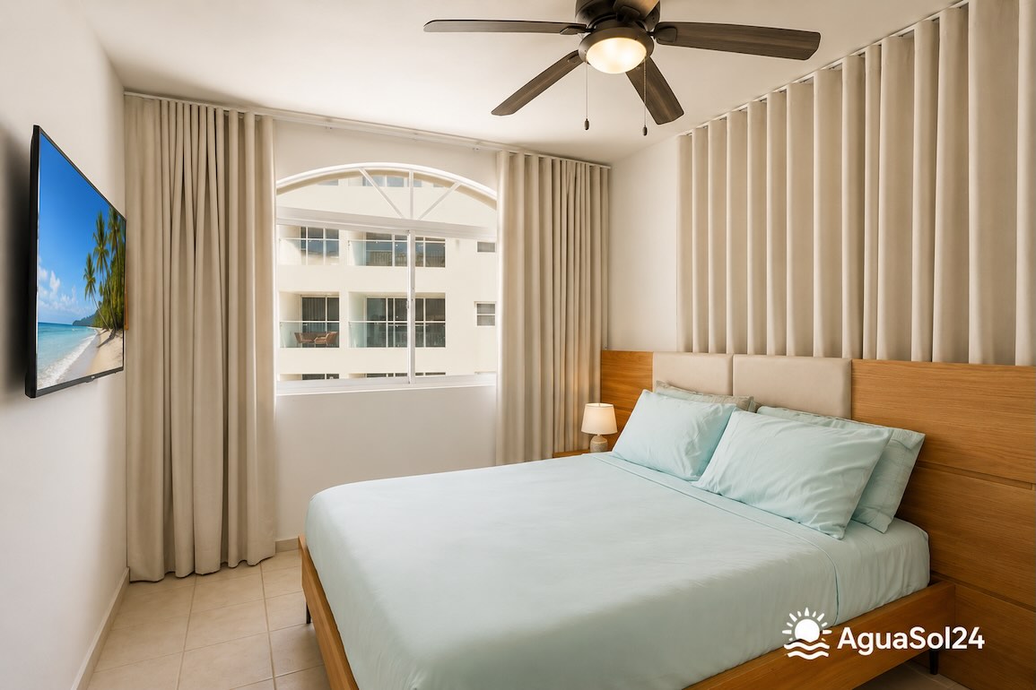 Oceanfront 1-Bedroom Condo for Sale in Playa Laguna photo 3